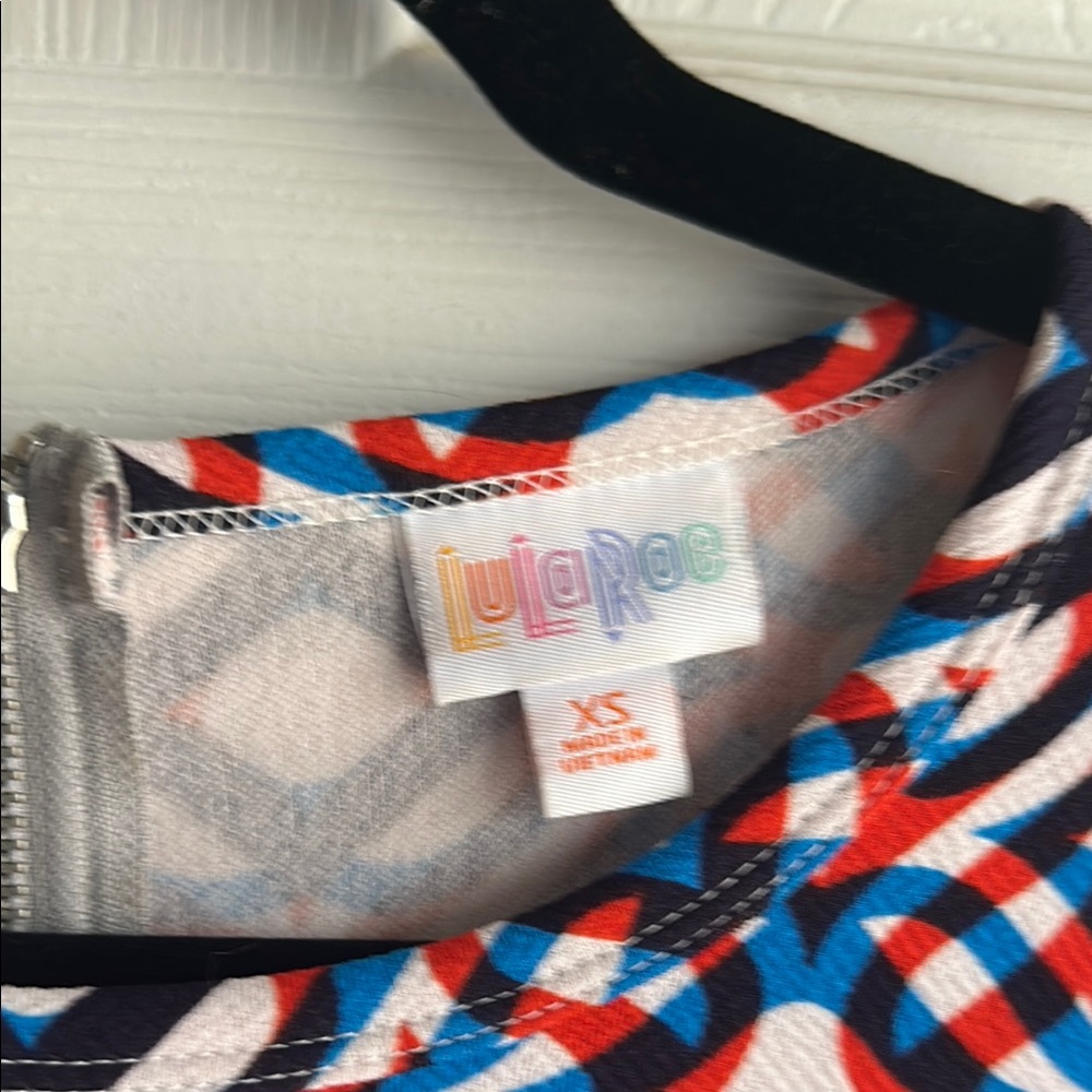 Vibrant Geometric Pattern Dress - Picture 4 of 4